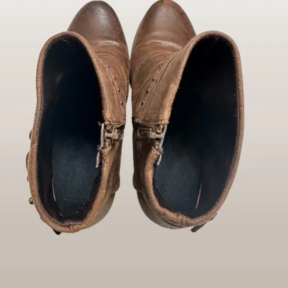 Baretraps Rosea Ankle Booties Shoes Sz 8.5M Brown Faux Leather Heeled w/SideZip - Picture 5 of 8